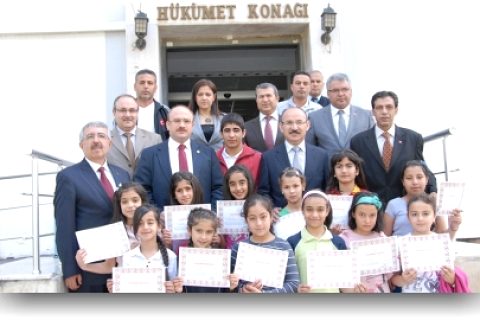 Şampiyonlara Ödülleri Verildi