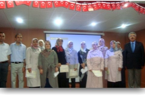 Müslüm Erdoğan İlkokulu Tarafından Düzenlenen  Aile Eğitimi Semineri Sertifika Töreni