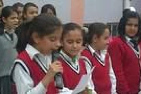 video: Nizip İslim Sayın İlköğretim Okulu Çanakkale Şehitleri Anma Günü