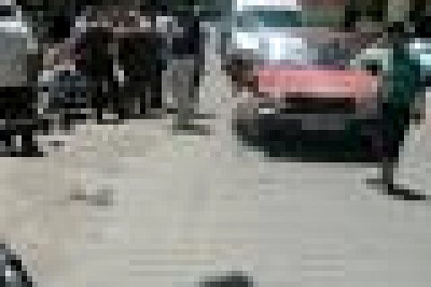 Motosiklet otomobile çarptı: 1 yaralı