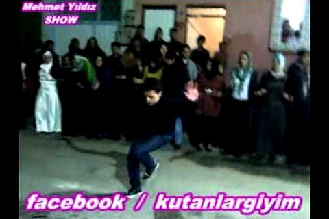 Video: Nizip'in Süper Halaycısı Mehmet Yıldız Düğünlerde Rakipsiz ( XALOCAN )
