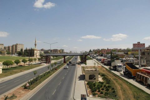 D.400 Karayoluna Üst Geçit