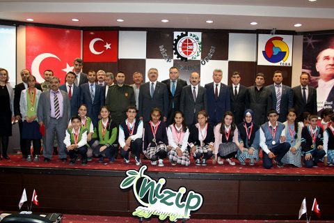 Nizip Ticaret Odası Sponsorluğunda Düzenlenen Bilgi Yarışmaları Finali Yapıldı.
