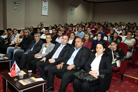“Türk Dünyasının Akıl ve Gönül Şifreleri” Konulu Konferans Nizip Ticaret Odası’nda Dü