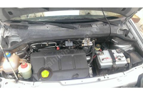 sahibinden 2004 1.9 jtd doblo cargo kilimali