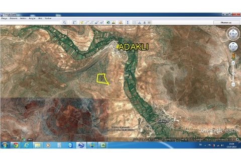 Satılık arazi nizip adaklı 50500m2 379,000 tl