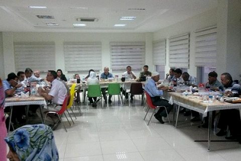 Nizip Huzur evinde İftar programı