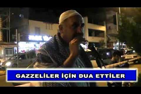 Gazzeliler için dua ettiler