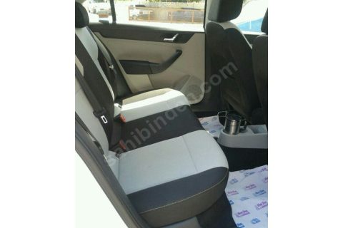 2013 SKODA RAPİD 1.6 CR TDI 105hp 19.000 KMde SIFIRDAN FARKI YOK