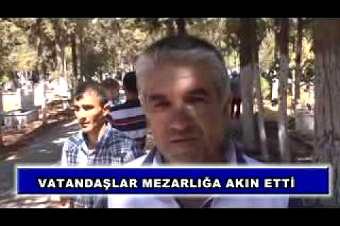 Vatandaşlar mezarlığa akın etti