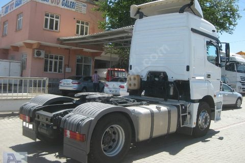 Atay oto galeriden 2013 model axor 1840ls-tanker- 58 bin km de-