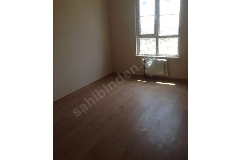 Nizip menderes toki de satılık 3+1 daire.7.kat ara kat 43.500 tl