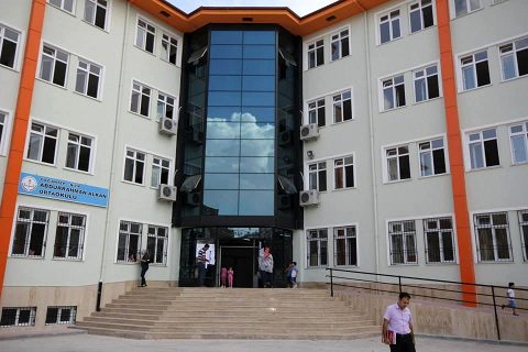 ABDURRAHMAN ALKAN ORTAOKULU Yenilendi