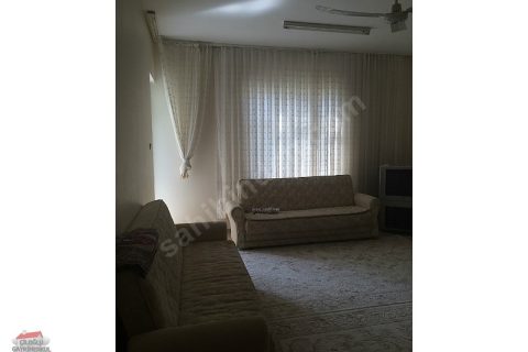menders mh. de 304 m2 arsa