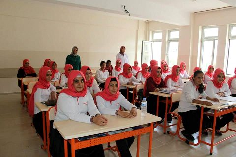 Photo - NİZİP ABDULHAMİT HAN KIZ ANADOLU İMAM HATİP LİSESİ 24 Derslikli binası ,300 ö