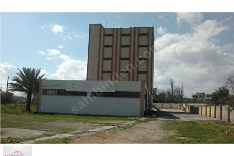 Ulu gayrimenkul den nizipte satılık fıstık işletme tesisi