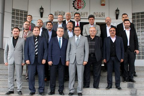 Nizip Kaymakamı Harun Sarıfakıoğulları’ndan Nizip Ticaret Odası’na İadei Ziyaret.
