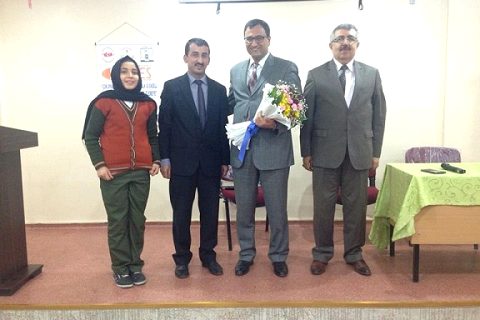 Nizip Kaymakamı Harun SARIFAKIOĞULLARI, Fatma Alkan Ortaokulunu ziyaret etti.