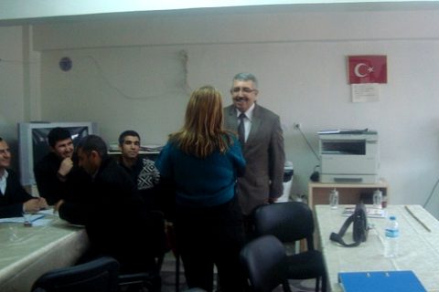 iLÇE MİLLİ EĞİTİM MÜDÜRÜ CENGİZ GÜNDEŞ´TEN ULUYATIR ATATÜRK ORTAOKULU´NA ZİYARET