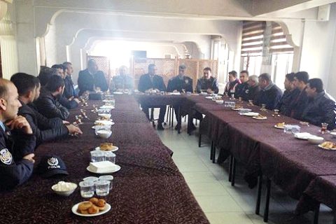 Nizip MYO ve Nizip Eğitim Fakültesine öğrenci taşıyan minibüs şoförleri ile toplantı