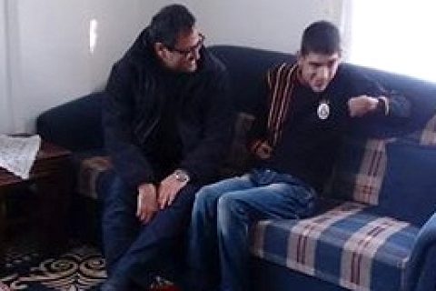 Nizip Kaymakamı Harun SARIFAKIOĞULLARI, Nizip Engelliler Derneği üyesi Yusuf Türkmeno