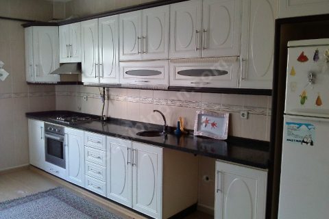 Sahibinden eşyalı-eşyasız 2+1 kombili teras katı kiralık