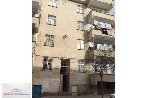 Ulu gayrimenkulden imamhatip lisesi civarında satlık daire