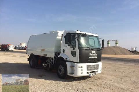 Güneş otomotivden 2010 model ford cargo 1826 süpürge