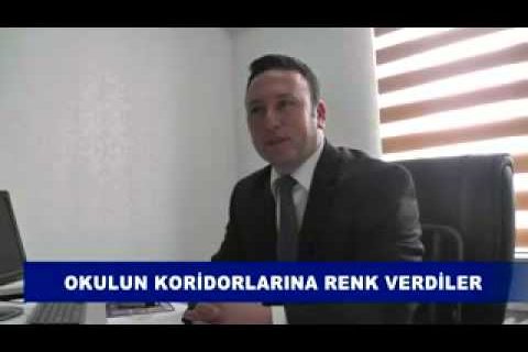 Okulun koridorlarına renk verdiler