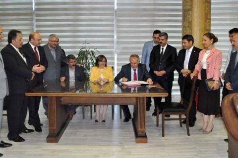 Kızılay kan merkezinin temeli atıldı