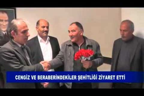05 cengiz ve beraberindekiler şehitliği ziyaret etti