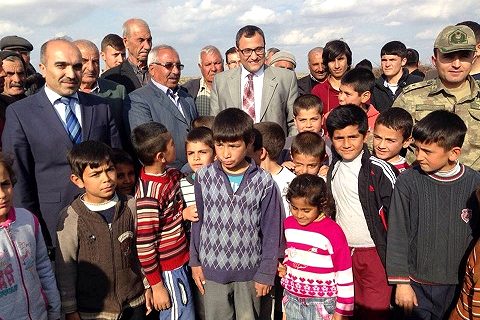 Ikizce Mahallesinde karagöz kurdu ile mücadele kapsamında toplantıya yapıldı.