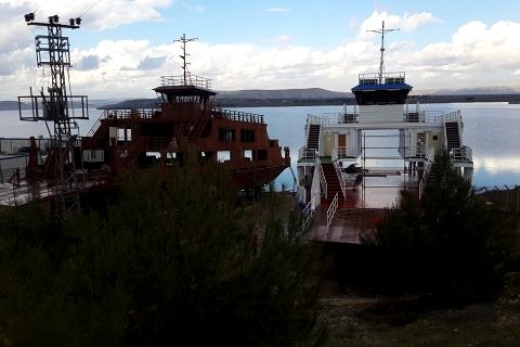 Birecik Baraj Gölü'nde Arabalı Feribot Seferleri Başlıyor