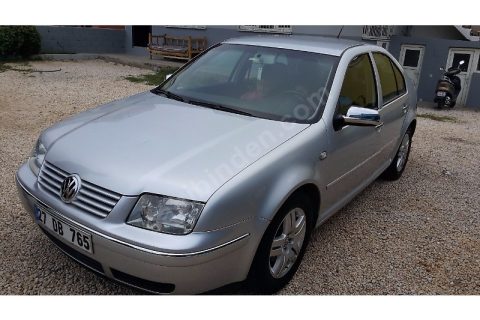 Sahibinden 2005 model bora tamponda dahi boya yok