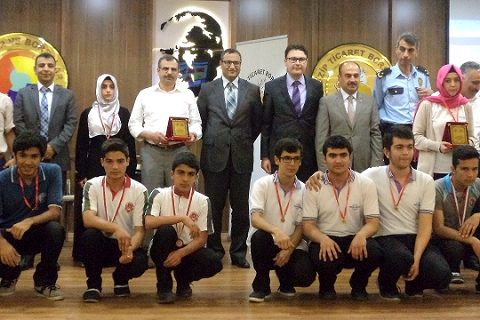 Nizip Kaymakamı Harun SARIFAKIOĞULLARI, Liseler arası bilgi yarışması finaline katıld