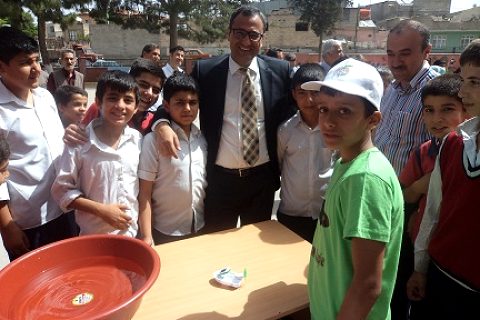 Nizip Kaymakamı Harun SARIFAKIOĞULLARI, İslim Sayın Ortaokulu Tübitak Bilim Fuarının 