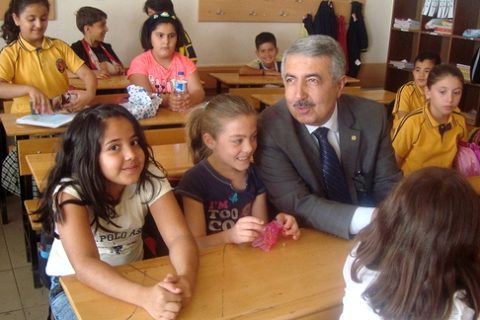 Gündeş´ten müslüm erdoğan ilkokulu´na ziyaret