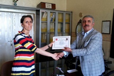 Başarili öğretmene ödül