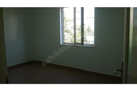 Hastane civarı  kiralik 2+1 sobali daire
