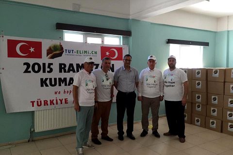 NTO Yönetim Kurulu Başkanı Mehmet Özyurt Kumanya Dağıtımına katıldı.