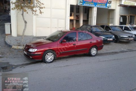 sahıbınden satılık 98 megane cıft hava yastıgı ABS klıma s slpg
