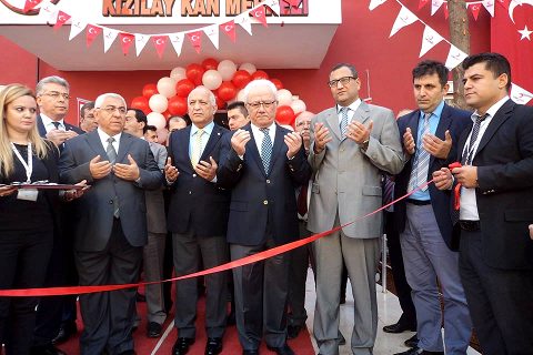 Nizip Kaymakamı Sayın Harun SARIFAKIOĞULLARI, Nizip Kan Merkezi açılışına katıldı.