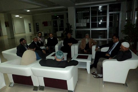 Nizip Kaymakamı Sayın Harun SARIFAKIOĞULLARI, Nizip Huzur evinde kalan yaşlılarımızı 