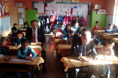 İlçe Milli Eğitim Müdürü Cengiz GÜNDEŞ Kitap Okuma Saatine katıldı.