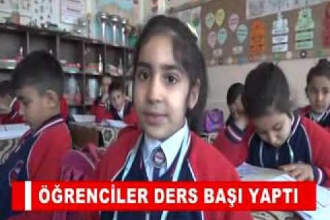 öğrenciler ders başi yapti