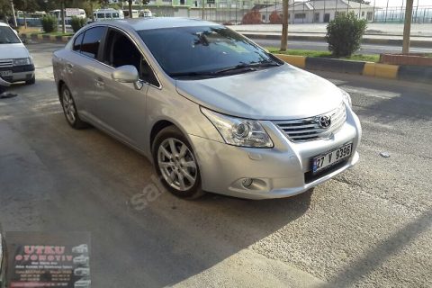 Satilik 2012 model avensis 1.6 elegant exsta lca paket orjinal