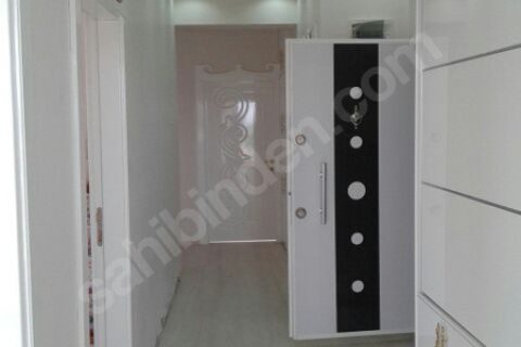 Köşe başi 3+1 daire