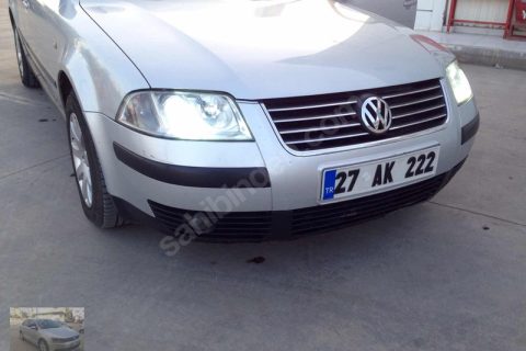 Ilk sahibinden boyasiz hatasiz 1.9 tdi çift kirmizi 130 luk..