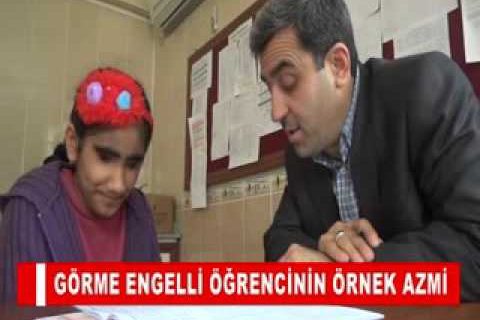 Görme engelli öğrencinin örnek azmi
