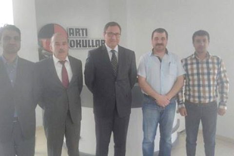 Nizip Kaymakamı Sayın Harun SARIFAKIOĞULLARI, Nizip Artı Kolejini ziyaret etti.